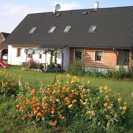 Apartmán Chaloupka na vršku Bernsdorf Exteriér fotografie