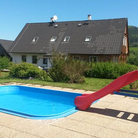 Apartmán Chaloupka na vršku Bernsdorf Exteriér fotografie