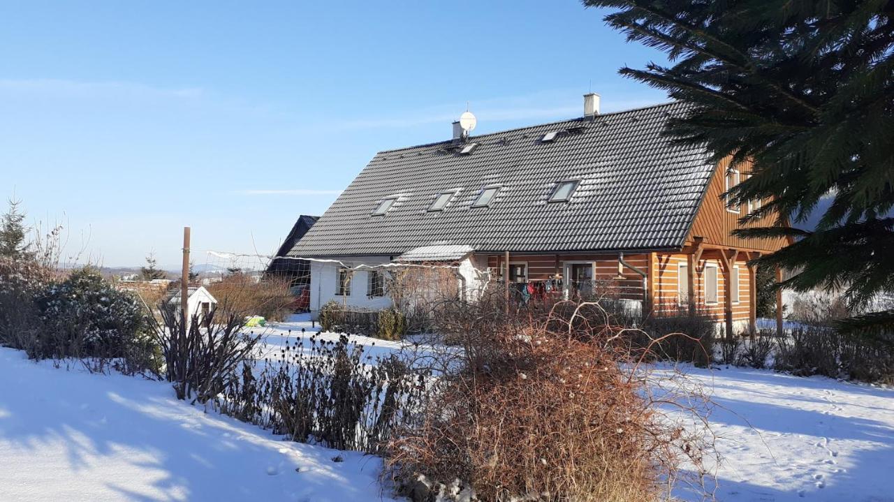 Apartmán Chaloupka na vršku Bernsdorf Exteriér fotografie
