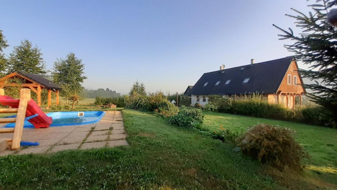 Apartmán Chaloupka na vršku Bernsdorf Exteriér fotografie
