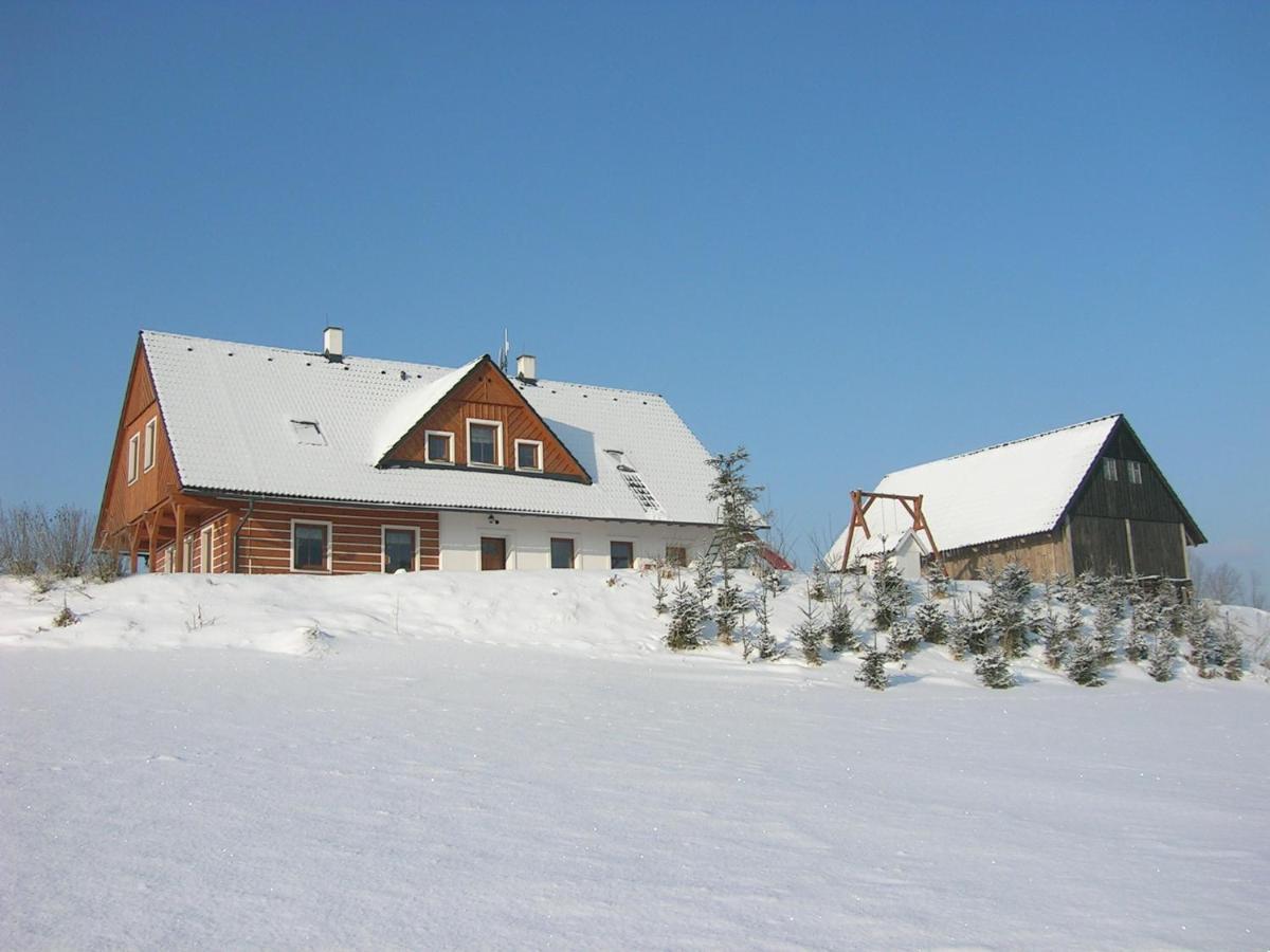 Apartmán Chaloupka na vršku Bernsdorf Exteriér fotografie