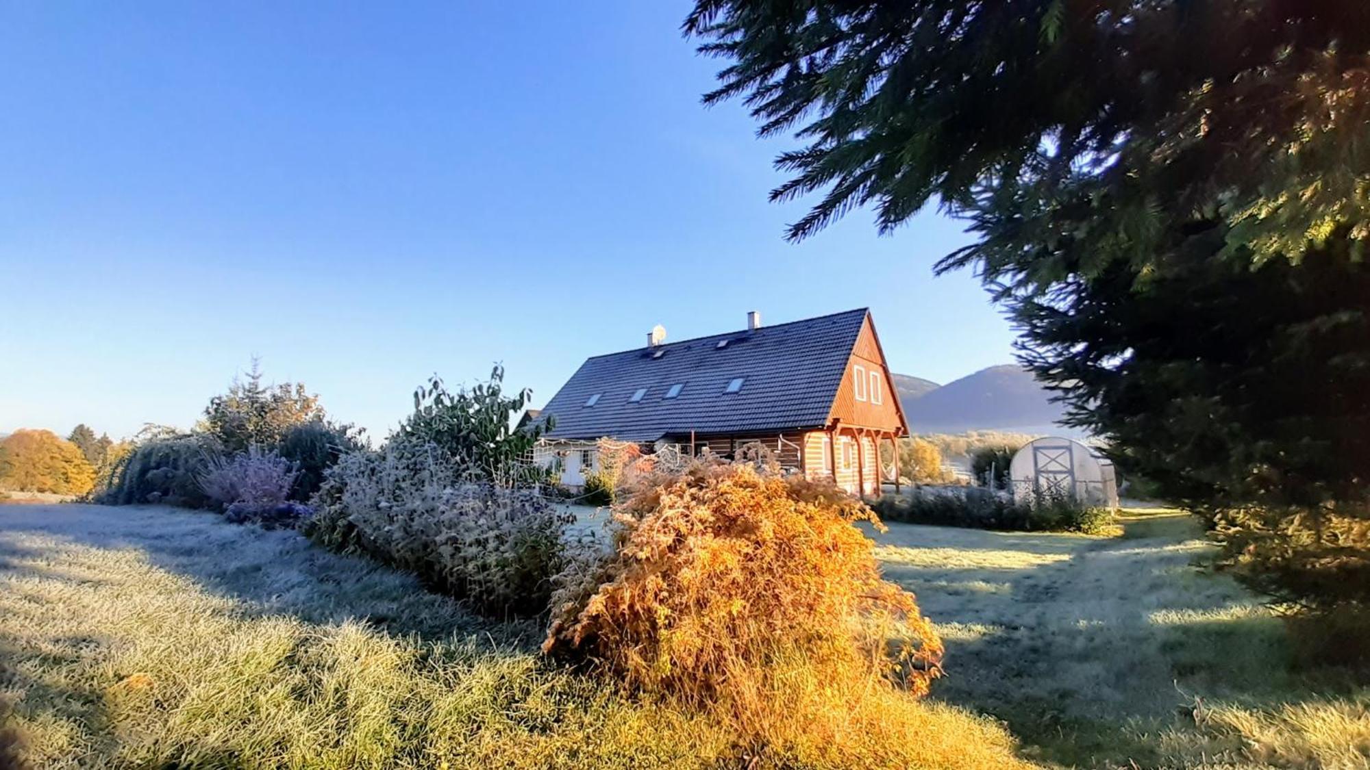 Apartmán Chaloupka na vršku Bernsdorf Exteriér fotografie