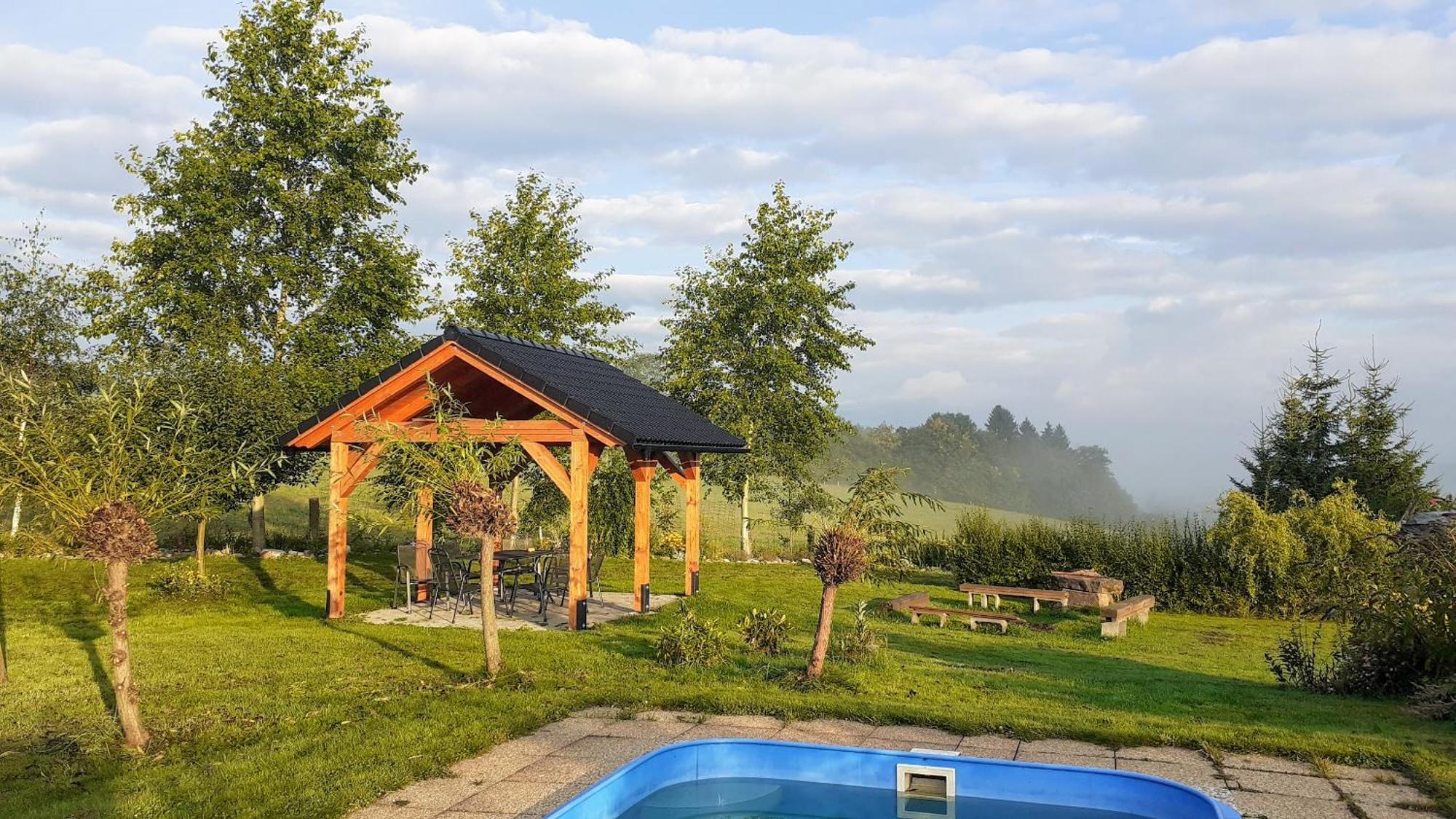 Apartmán Chaloupka na vršku Bernsdorf Exteriér fotografie